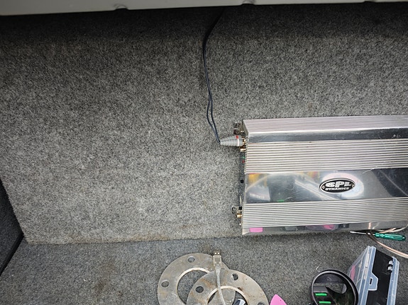 JL Audio HO112RG-W3v3 -subwoofer