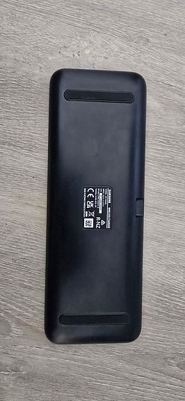 Samsung Wireless Charger Trio (EP-P6300) -langaton latausalusta