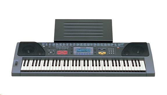 Casio  kosketinsoitin jalustalla wk1200