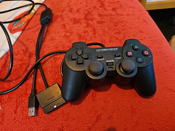 Esperanza peliohjain USB / PS2 musta