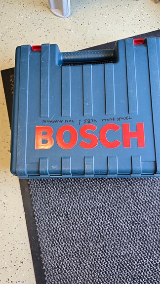 Bosch poravasara iskuporakone salkulla