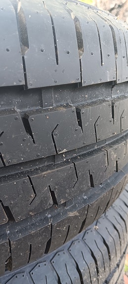 Kesärenkaat (sopii myös pakettiautoon) 215/65 R16 C 109/107 T 8PR