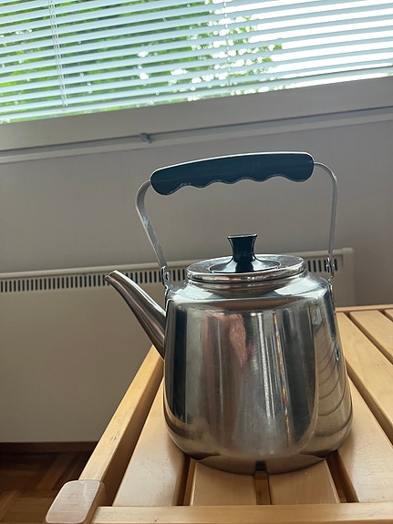 Hackman Sorsakoski 1,5l teräksinen kahvipannu mustalla kahvalla