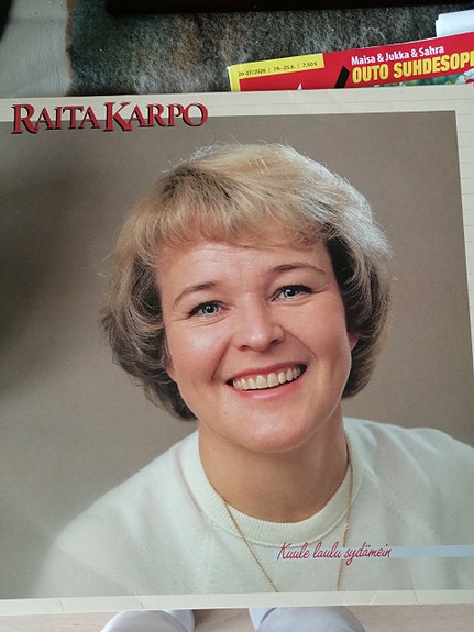 Raita Karpo – Laps’ olen Karjalan ja Kuule laulu sydämein Lp-levyt