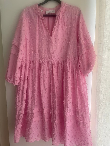 Selected Femme juhlamekko koko 40-44 vaaleanpunainen puuvilla