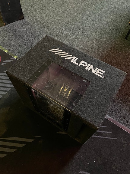 Alpine SBG-1224BP 12" subwoofer