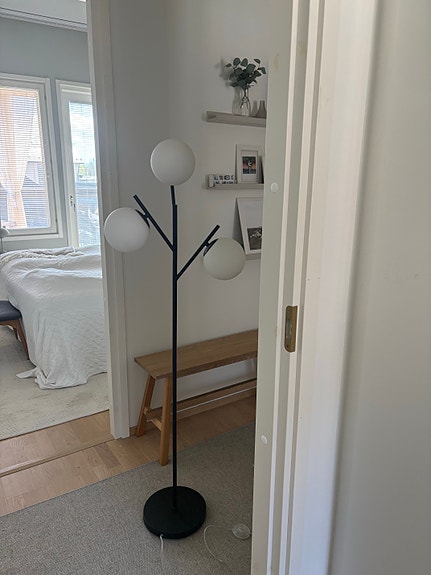 Sandsten design lattiavalaisin