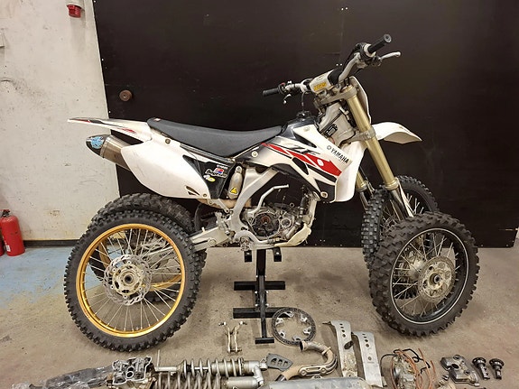 Yamaha YZ 250 F 2006 Purkuosat