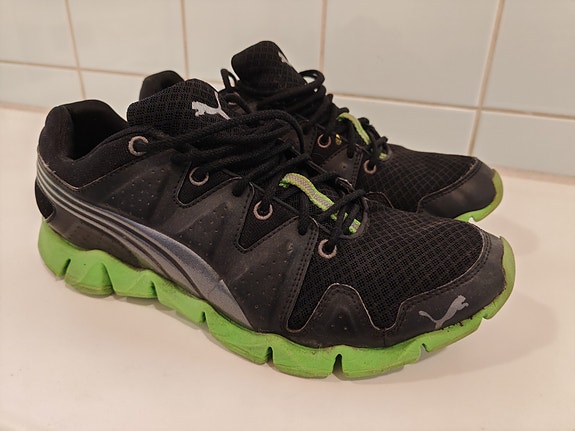 Puma lenkkarit