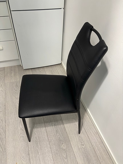 Ruokapöydän tuolit 4kpl
