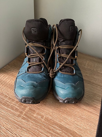 Salomon vaelluskengät Gore-Tex koko 44