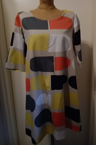 Marimekko 36/S "Suklaajätski" A-linjainen mekko