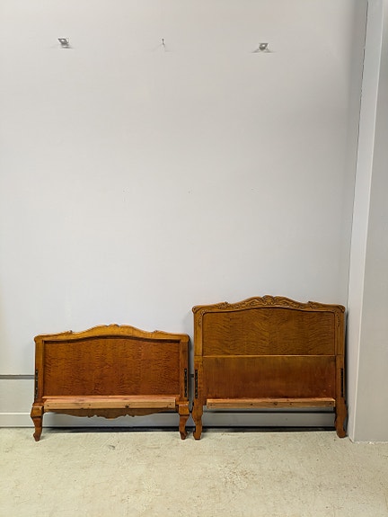 Vintage Rokokoo sänky runko 2kpl