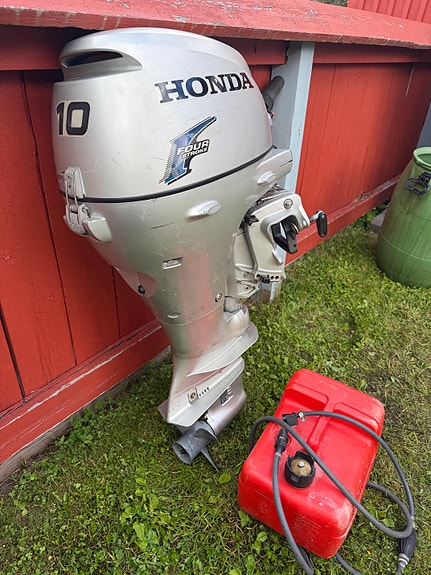 Honda 4-tahti 10hv perämoottori