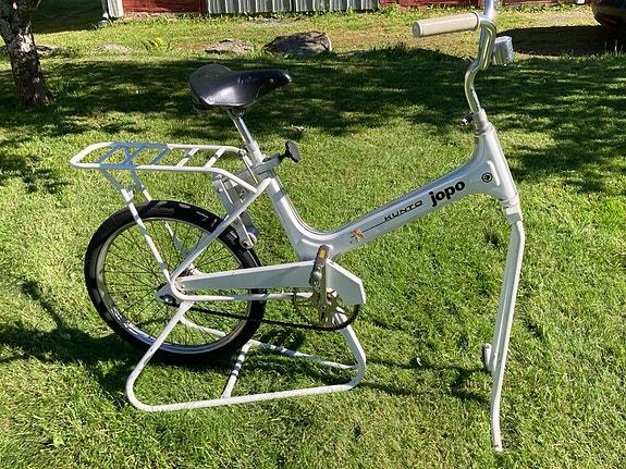 Jopo kuntopyörä valkoinen