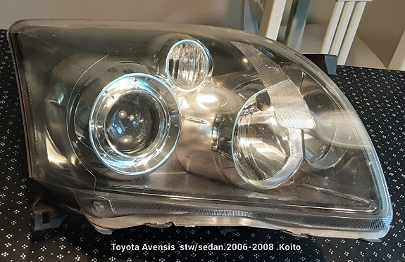 Toyota Avensis STW/SED 2006-2008