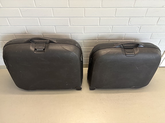 Samsonite kova matkalaukku Musta / Black 2x
