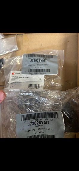 Toyota Corolla E100 kallistuksen vakaajan puslat