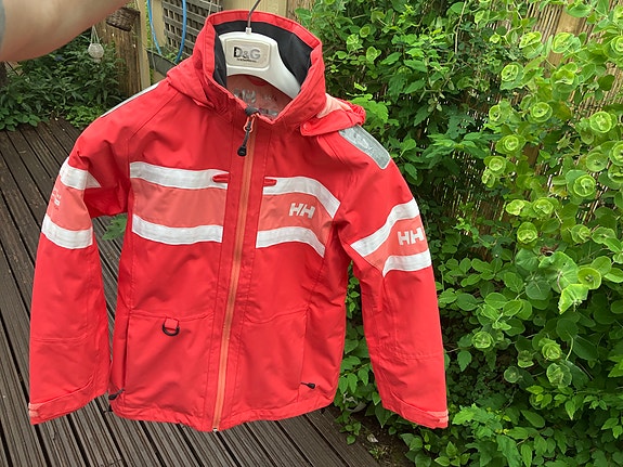 Helly Hansen Offshore Helly Tech k164, puna, purjehdustakki (2024)
