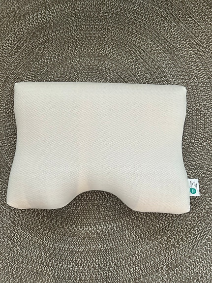 Sotka ergonominen tyyny valkoinen
