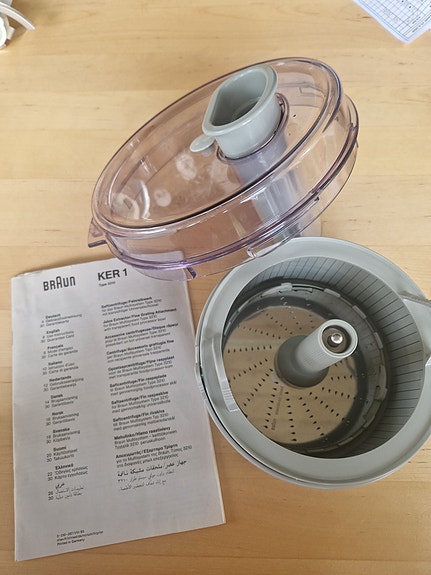 Braun monitoimikoneen mehustinlisäosa