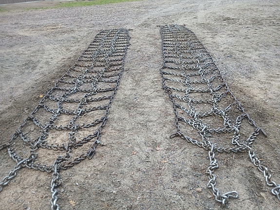 Traktorin piikkiketjut 13.6x36