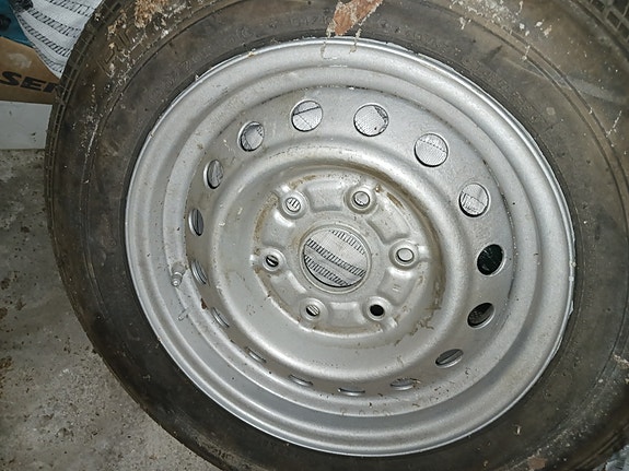 Toyota Hiace 15-tuuman peltivanteet