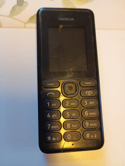 Vanha Nokian puhelin