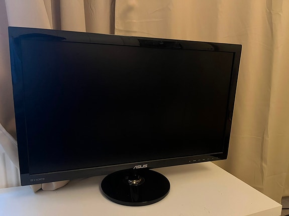 ASUS näyttö