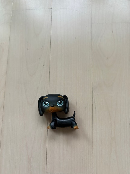 Littlest Pet Shop mäyräkoira figuuri