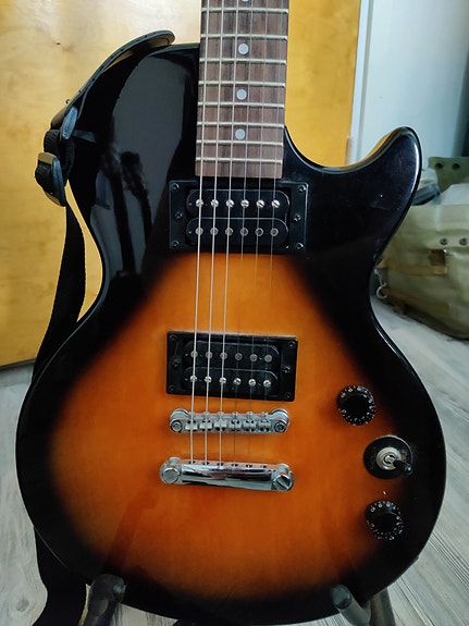 Epiphone Les Paul Special II sähkökitarat sunburst