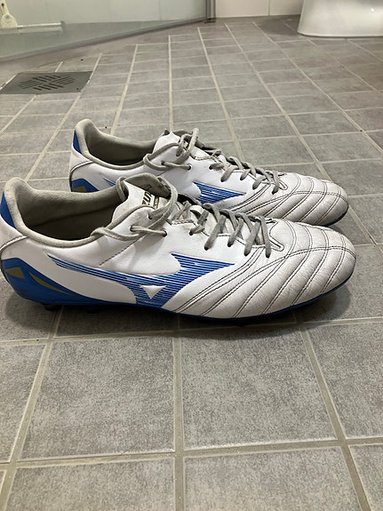 Mizuno Morelia Neo IV Pro AG Mugen - Valkoinen/Sininen EU 44 - nappikset