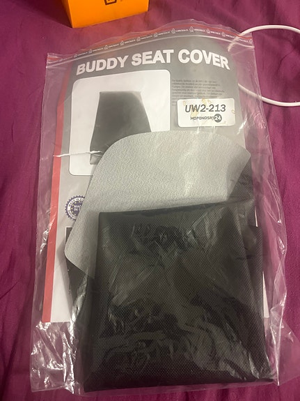Mokix Buddy istuimen suojus skootteriin musta