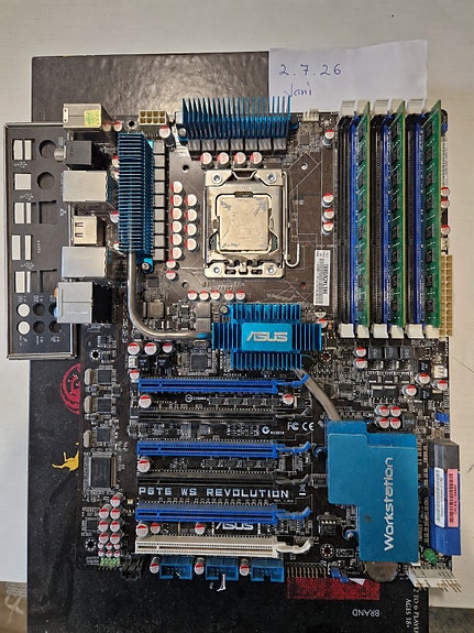 ASUS P6T6 WS Revolution + Intel Core i7-920 + 6 GB DDR3 + I/O-suoja