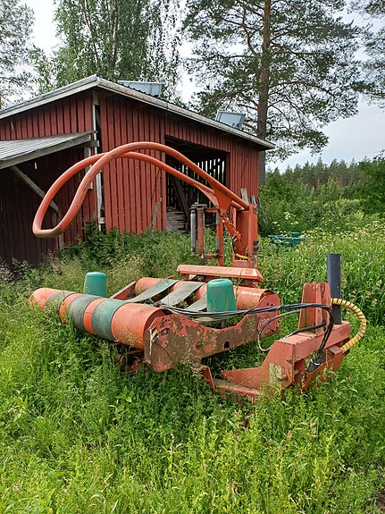 Kverneland käärijä