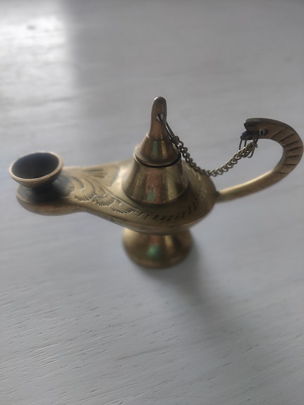 Pieni Itämainen Aladdin öljylamppu