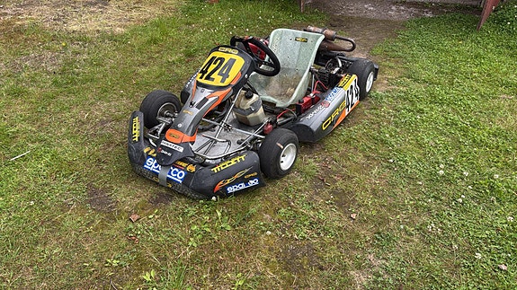 CRG Junior -karting-auto Raket 95 -moottorilla – heti ajovalmis