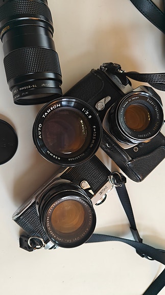 Pentax Spotmatic & Pentax ME -kamerapaketti + 4 objektiivia (Super-Takumar)
