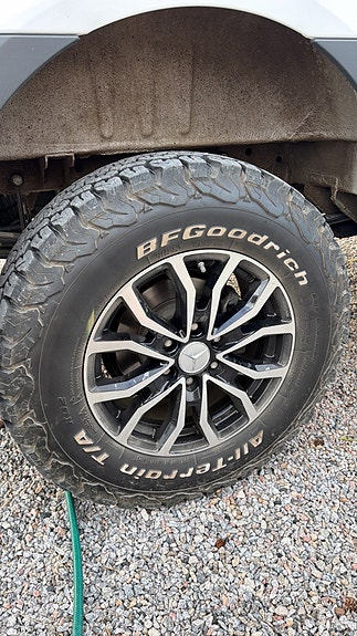245/75R17 Bfg all terrain ko2