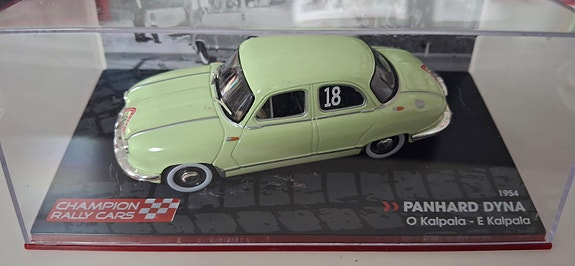 Panhard Dyna 1/43 Jyväskylän Suurajot