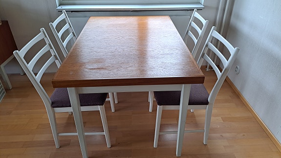 Askon 60-luvun teak ruokailukalusto