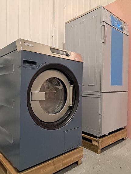 Ammattikäyttöinen tehokas 10kg pesukone ja kuivausrumpu 11kg