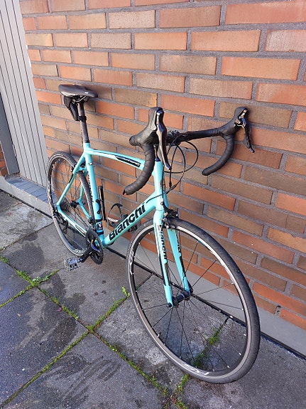 Bianchi maantiepyörä 59 cm 28"/700c unisex