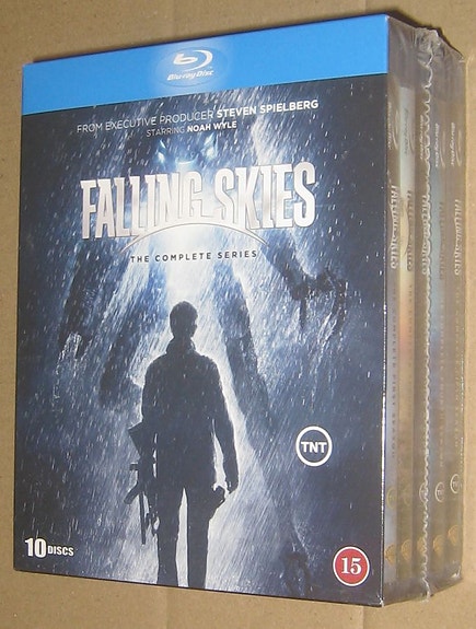 Falling Skies, Extant kausi 1, True Blood 3, Viimeinen uhri, Sinussa kiinni