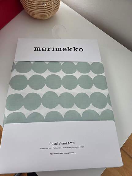 Uusi marimekko pussilakana ja tyynyliina