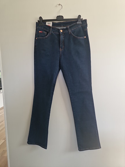 Lee Cooper farkut, uudet