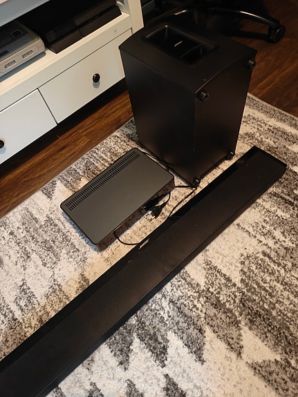 Bose CineMate 130 kotiteatterivahvistin + soundbar ja sub