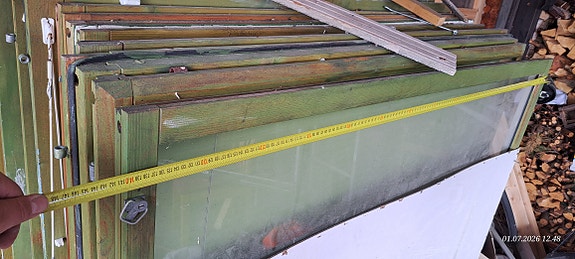 ikkuna akkuna lasi 135x140 5€/kpl