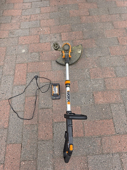 Worx 20V akkutrimmeri