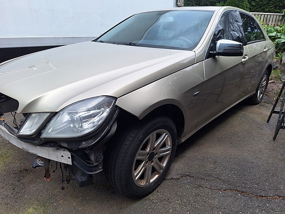 Mercedes-Benz W212 E200 cdi autom. vm 2010 osia